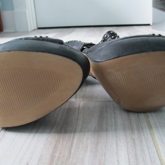 Vince Camuto high heel studded shoes - Picture 7 of 8